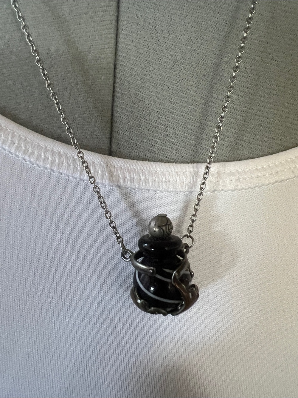 Black Orb Wire-Wrap Pendant Necklace - Unbranded